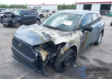 2022 Toyota Corolla Cross L из США, поврежденный, VIN 7MUAAAAG5NV018961